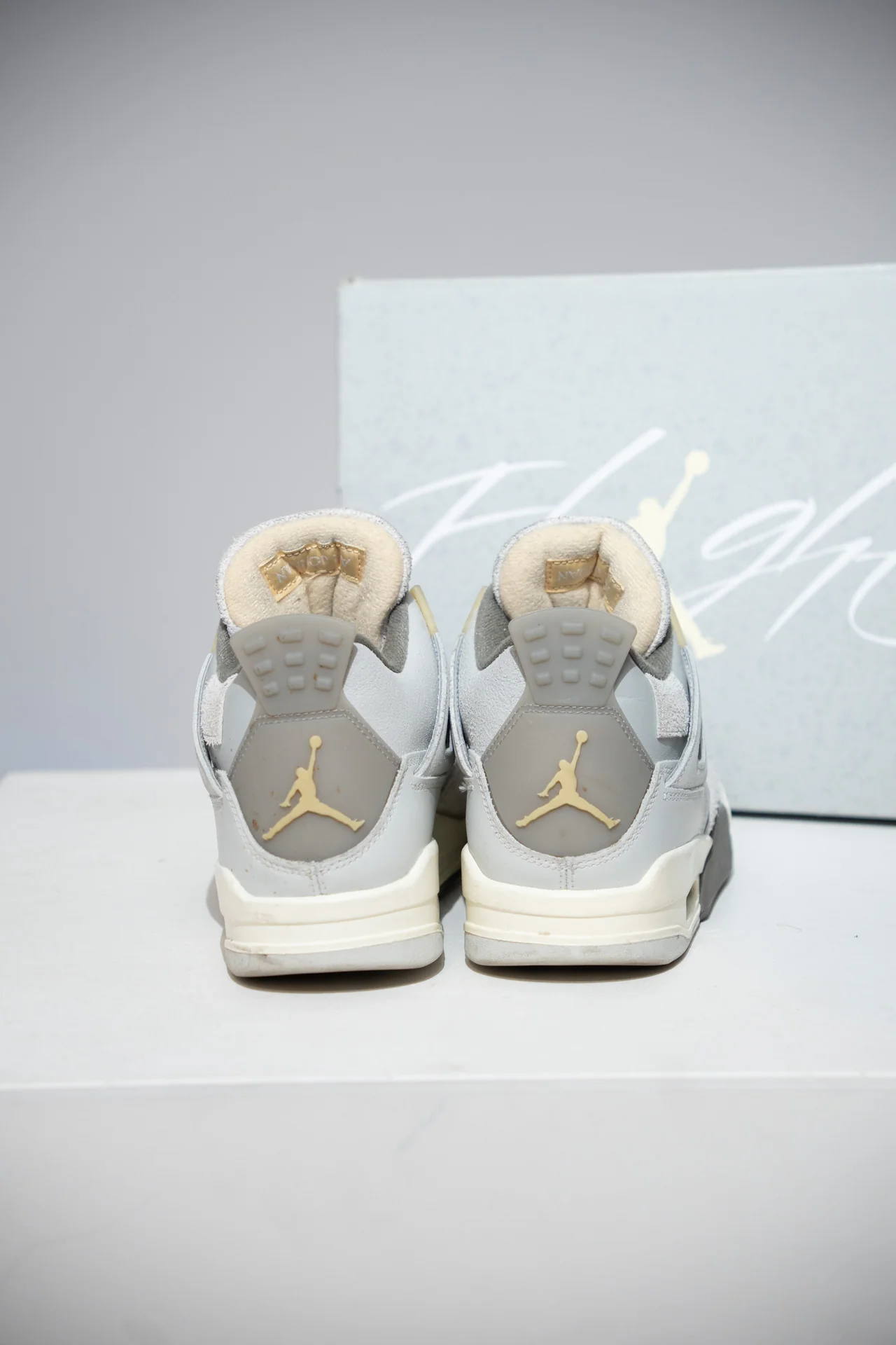 Thumb 4